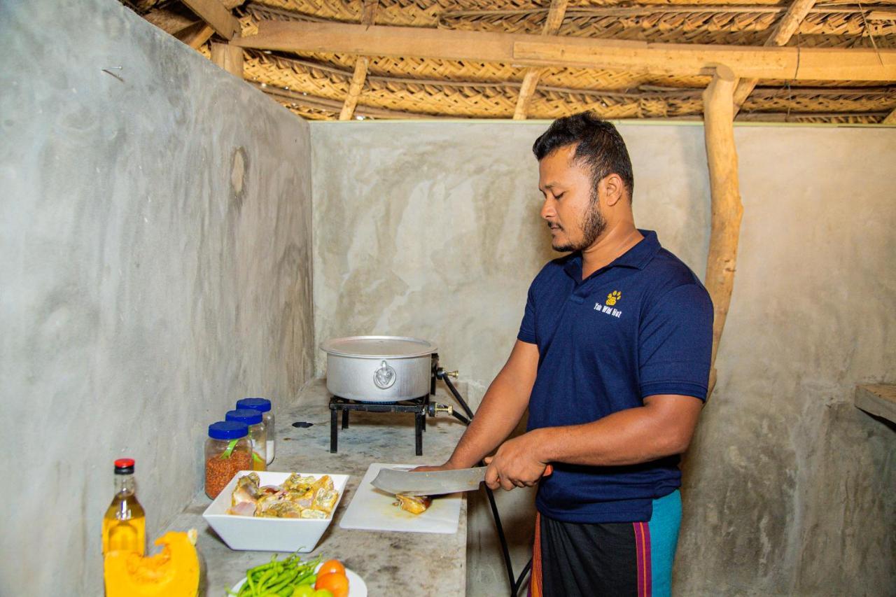 Hotel Yala Wild Hut - Yala à Tissamaharama Extérieur photo
